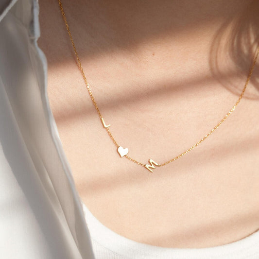 Minimalist Gold Initial Necklace – Perfect Gift for Mom or Bridesmaids