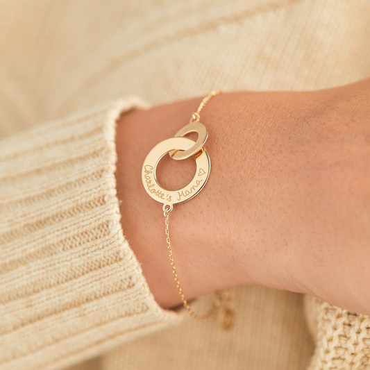 Personalized Intertwined Chain Bracelet – Engraved Interlocking Circles